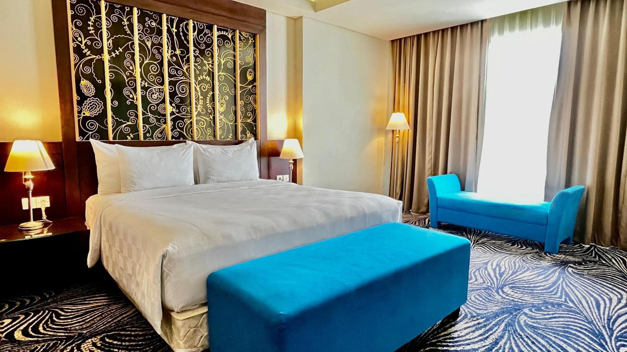 Swiss-Belhotel Silae Палу Екстер'єр фото